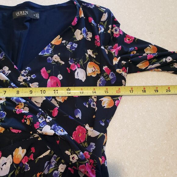 Lauren Ralph Lauren Cleora Front Twisted Floral Jersey Surplice Dress Navy Sz 6 - Picture 8 of 9
